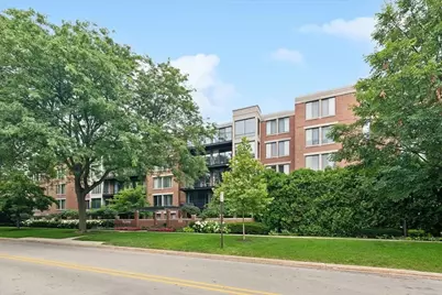 1633 Second Street #204, Highland Park, IL 60035 - Photo 1