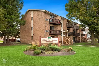 271 Northgate Parkway #1B, Wheeling, IL 60090 - Photo 1