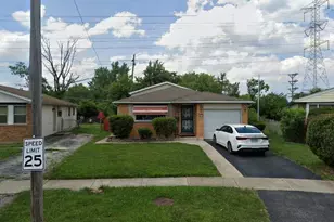 3616 Maxey Ct, Robbins, IL 60472 - Photo 1