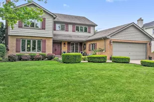 2S658 Avenue Vendome, Oak Brook, IL 60523 - Photo 1