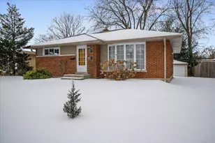 526 S Lewis Ave, Lombard, IL 60148 - Photo 1