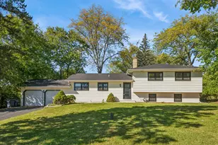 3S126 Park Blvd, Glen Ellyn, IL 60137 - Photo 1