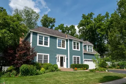 662 Waterbury Avenue, Gurnee, IL 60031 - Photo 1