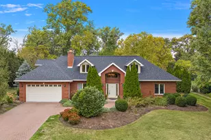 10040 W 127th St, Palos Park, IL 60464 - Photo 1