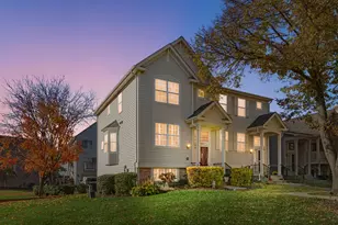 1086 Manchester Cir, Grayslake, IL 60030 - Photo 1