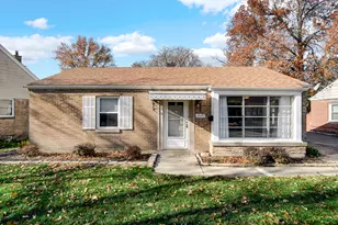 18652 Martin Ave, Homewood, IL 60430 - Photo 1