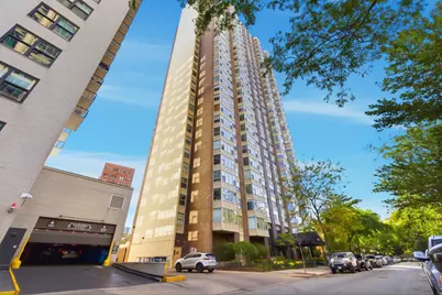 525 W Hawthorne Place #1104, Chicago, IL 60657 - Photo 1