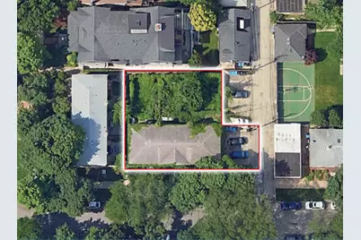 1722 W Belle Plaine Avenue, Chicago, IL 60613 - Photo 1