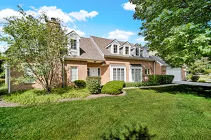 5625 Chesapeake Dr, McHenry, IL 60050 - Photo 1