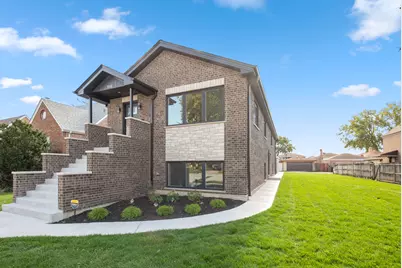 7311 W 58th Street, Summit, IL 60501 - Photo 1