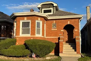 1519 Wisconsin Ave, Berwyn, IL 60402 - Photo 1