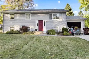 5008 Valentine Pl, Rockford, IL 61108 - Photo 1