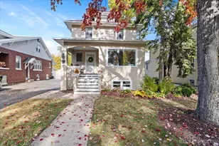 392 Herrick Rd, Riverside, IL 60546 - Photo 1