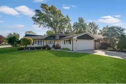 10701 S Nashville Avenue, Worth, IL 60482 - Photo 1