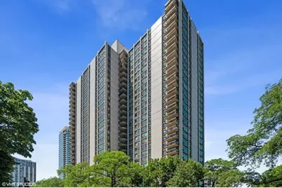1255 N Sandburg Terrace #1707, Chicago, IL 60610 - Photo 1