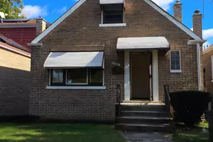 9755 S Maryland Ave, Chicago, IL 60628 - Photo 1