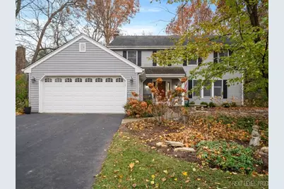 2040 Forest Ridge Road, Saint Charles, IL 60174 - Photo 1