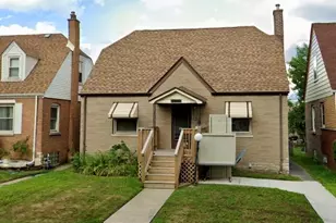 11025 S Avenue O, Chicago, IL 60617 - Photo 1