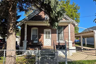 725 Chase Ave, Joliet, IL 60432 - Photo 1