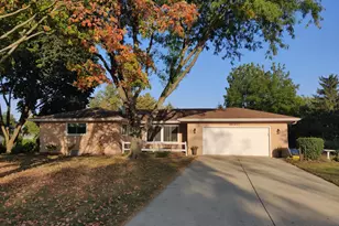 8N601 Stevens Rd, Elgin, IL 60124 - Photo 1