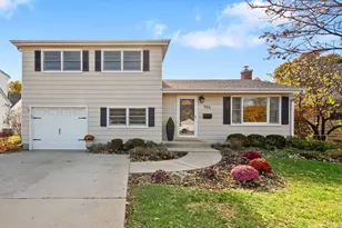 906 W Roosevelt Rd, Wheaton, IL 60187 - Photo 1