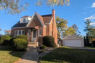 543 Columbia Ave, Des Plaines, IL 60016 - Photo 1