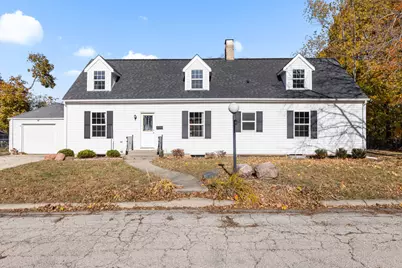 2906 Buckingham Drive, Rockford, IL 61107 - Photo 1