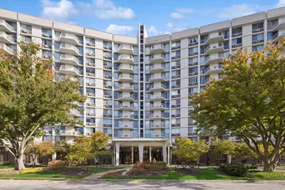 20 N Tower Road #12L, Oak Brook, IL 60523 - Photo 1