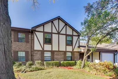 368 Southbury Court #D2, Schaumburg, IL 60193 - Photo 1