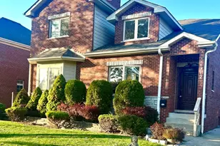 1712 Woodland Ave, Park Ridge, IL 60068 - Photo 1