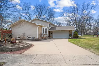 4301 Euclid Avenue, Rolling Meadows, IL 60008 - Photo 1