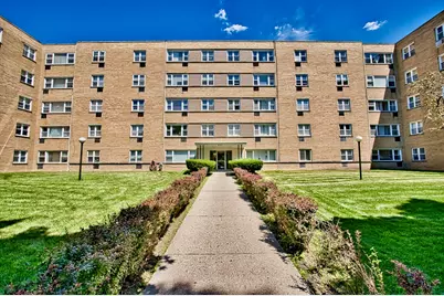 6161 N Hoyne Avenue #414, Chicago, IL 60659 - Photo 1