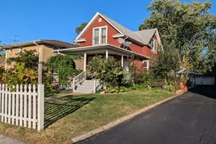 23 N Jackson St, Waukegan, IL 60085 - Photo 1