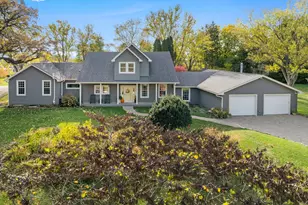 43W140 Campton Hills Rd, Elburn, IL 60119 - Photo 1