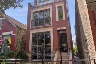 856 N Winchester Ave, Chicago, IL 60622 - Photo 1