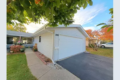 1069 Mohegan Lane, Schaumburg, IL 60193 - Photo 1