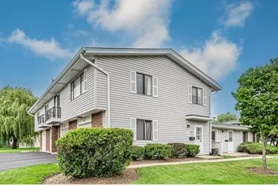 225 Barcliffe Lane #225, Schaumburg, IL 60194 - Photo 1