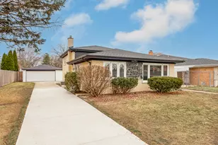 9804 Massasoit Ave, Oak Lawn, IL 60453 - Photo 1