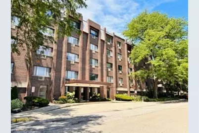 4624 N Commons Drive #111, Chicago, IL 60656 - Photo 1