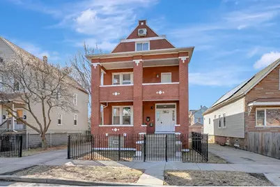 8518 S Marquette Avenue, Chicago, IL 60617 - Photo 1