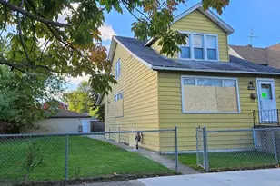 10562 S Wabash Ave, Chicago, IL 60628 - Photo 1