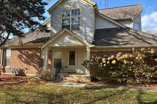 111 Ione Dr, South Elgin, IL 60177 - Photo 1