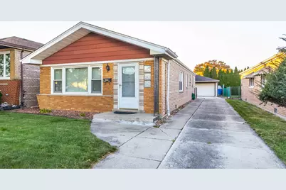 5950 S Natoma Avenue, Chicago, IL 60638 - Photo 1