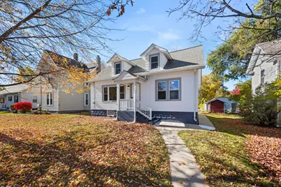 321 N Locust Street, Sycamore, IL 60178 - Photo 1