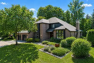 7612 Ridgewood Ln, Burr Ridge, IL 60527 - Photo 1