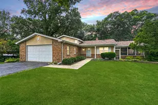 30W359 Wiant Rd, West Chicago, IL 60185 - Photo 1