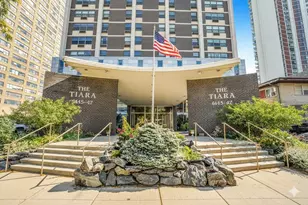 6147 N Sheridan Rd, Chicago, IL 60660 - Photo 1