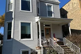 2946 N Lawndale Ave, Chicago, IL 60618 - Photo 1