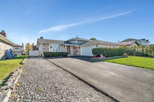 20107 Arroyo Ave, Lynwood, IL 60411 - Photo 1