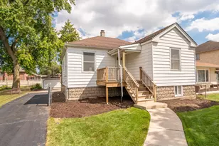 9729 Merton Ave, Oak Lawn, IL 60453 - Photo 1